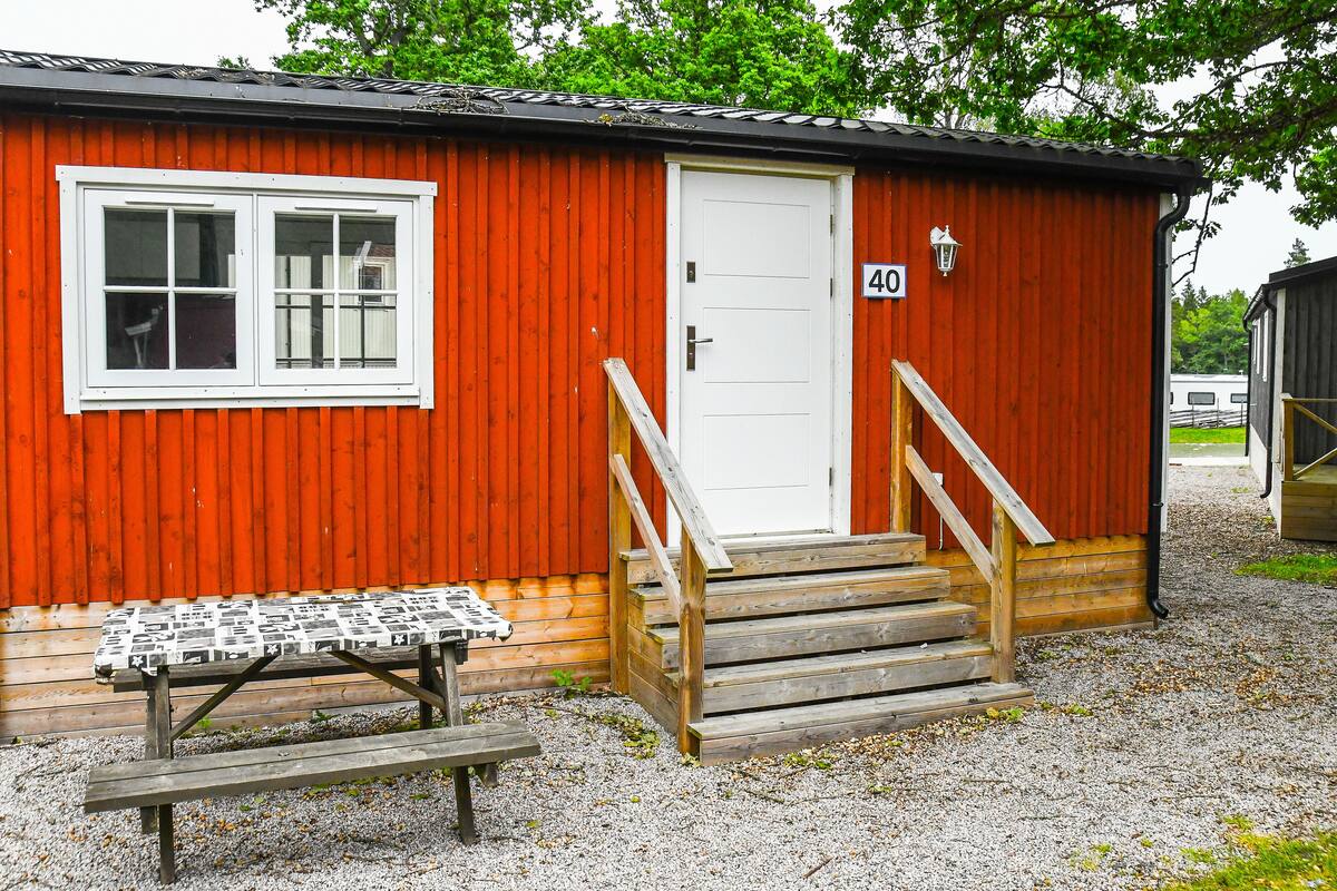 Mobil enhet (40) | Mörkläggningsgardiner, strykjärn/strykbräda, barnsängar och extrasängar