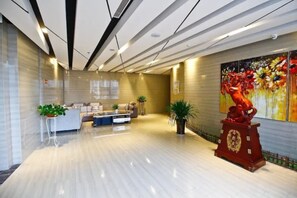 Lobby - Urba Hotel · Xi'an North Railway Station (Xi'an)