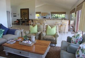 Living room - Kangela 1 (Ponta d'Ouro)