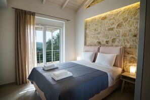 Deluxe Villa | Room amenity - ASTRALI STONE VILLAS (Souli)
