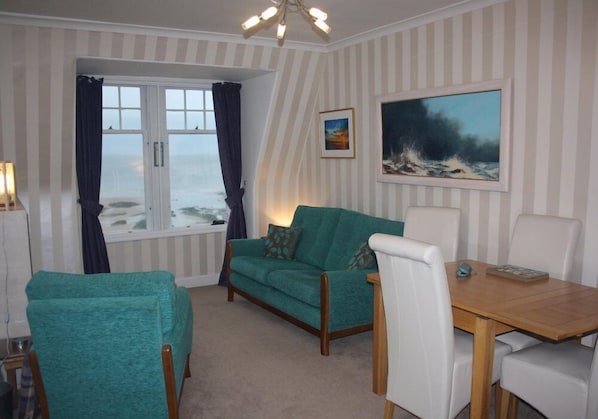 Cottage | Living room