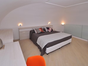 1 bedroom, internet