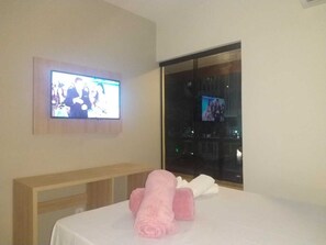 Wifi gratis y ropa de cama