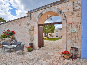 Terrace/patio - Hotel a Ceglie Messapica ID 3792 (Ostuni)