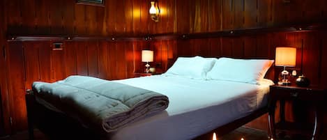 Iron/ironing board, free WiFi