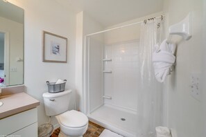 Vila (3 Bedrooms) | Banheiro | Toalhas de banho 
