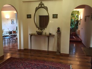 Hallway - Le Querce (Formello)