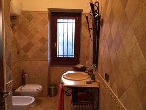 Double Room, Private Bathroom (External) | Bathroom | Free toiletries, hair dryer, bidet, towels