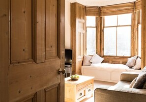 Living area - The Neuk (North Berwick)