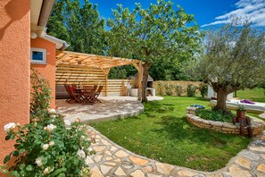 Terrace/patio - Casa Oliveto - relax in Nature (Marcana)