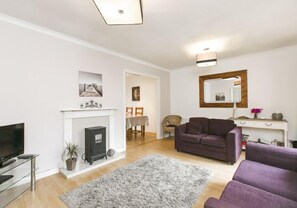 Apartment | Living area