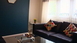Living area - Discover The Sawmills — Your Luxury Carlisle Townhouse Retreat (Carlisle)