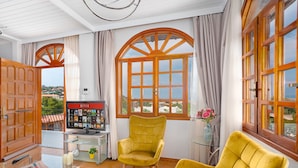 Ảnh chưa phân loại, 4 trong số 66 ảnh, nút