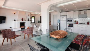 Oven, stovetop, dishwasher, highchair - Villa Sunshine, Kisiltas, Kalkan (Kas)