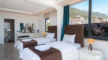 3 Schlafzimmer, Bügeleisen/Bügelbrett, WLAN, Bettwäsche