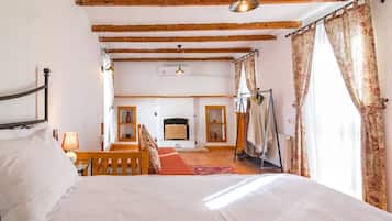 1 bedroom, iron/ironing board, bed sheets