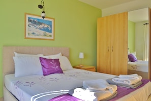 1 bedroom, iron/ironing board, free cots/infant beds, bed sheets - Apartment Boavista, Lavanta, Kalkan (Kas)