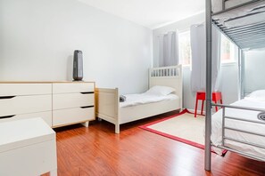 2 chambres, fer et planche Ă repasser, Wi-Fi gratuit, draps fournis