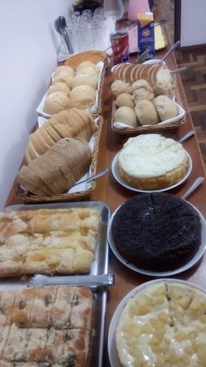 Desayuno buffet incluido todos los días