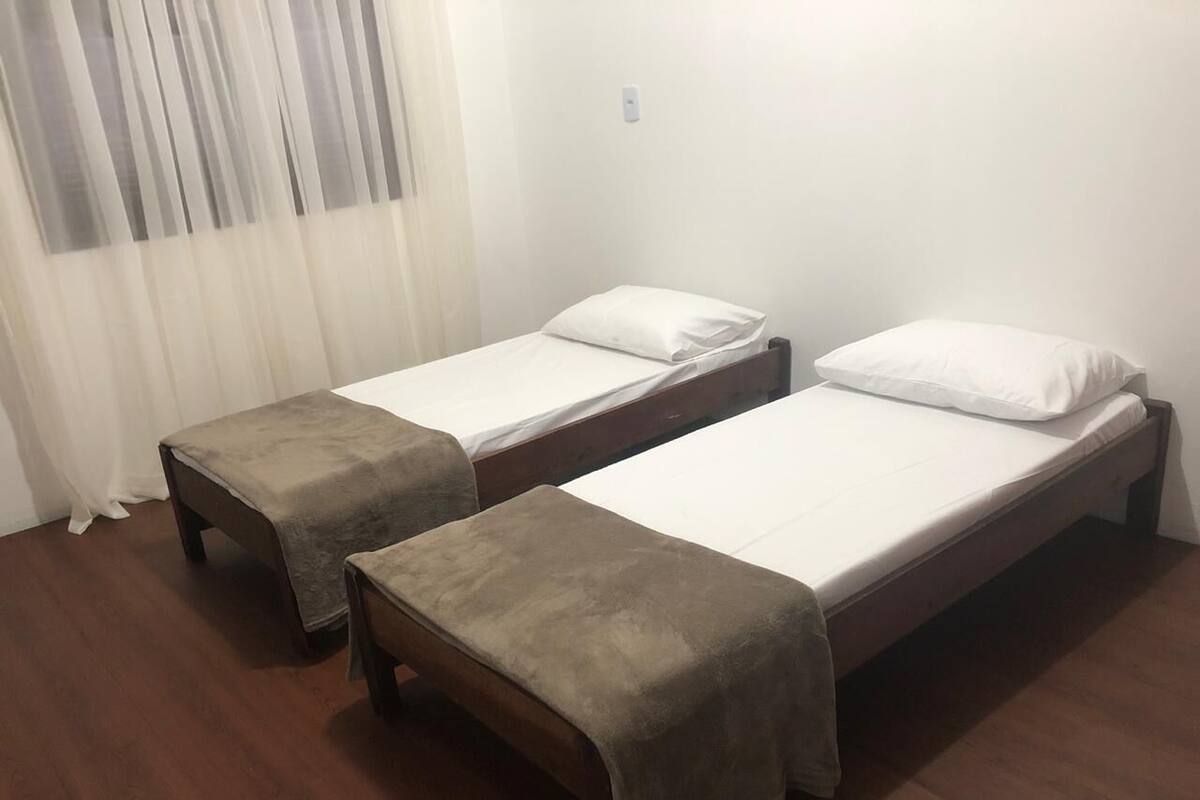 Suite familiar | Wifi gratis y ropa de cama