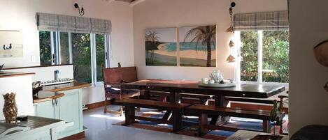 บริการอาหารในห้องพัก