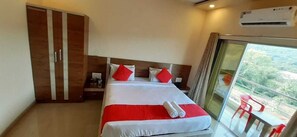 ห้องดีลักซ์ | เตารีด/โต๊ะรีดผ้า, Wi-Fi ฟรี