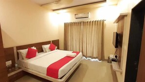 Unclassified image, 2 of 11, button - Venna View Hotel (Mahabaleshwar)
