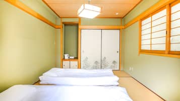 Apartment, 2 Bedrooms | Free WiFi