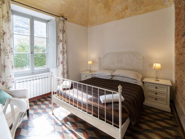 2 bedrooms, desk, internet - Residence a Finale ligure ID 3079 (Finale Ligure)