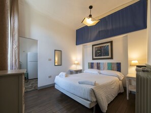 3 habitaciones, escritorio y wifi 