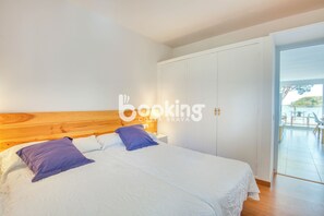 2 soverom, strykejern/-brett, wi-fi (inkludert) og sengetøy