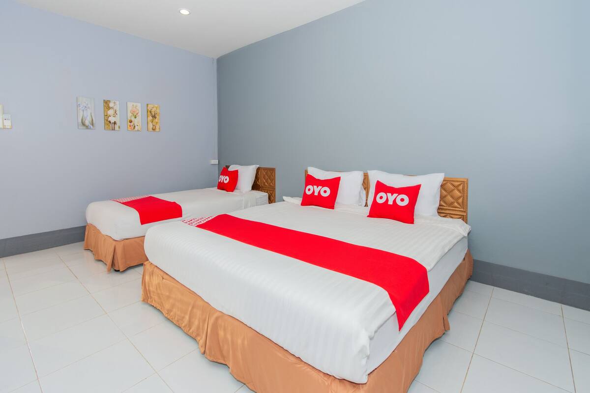 Desk, free WiFi, bed sheets