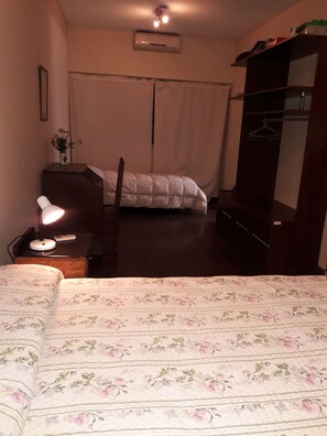 1 Schlafzimmer, Bügeleisen/Bügelbrett, kostenloses WLAN, Bettwäsche