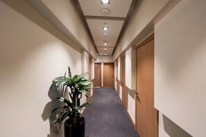 Hallway - Sleepover Terminal 1, Concourse D – formerly sleep ‘n fly (Dubai)