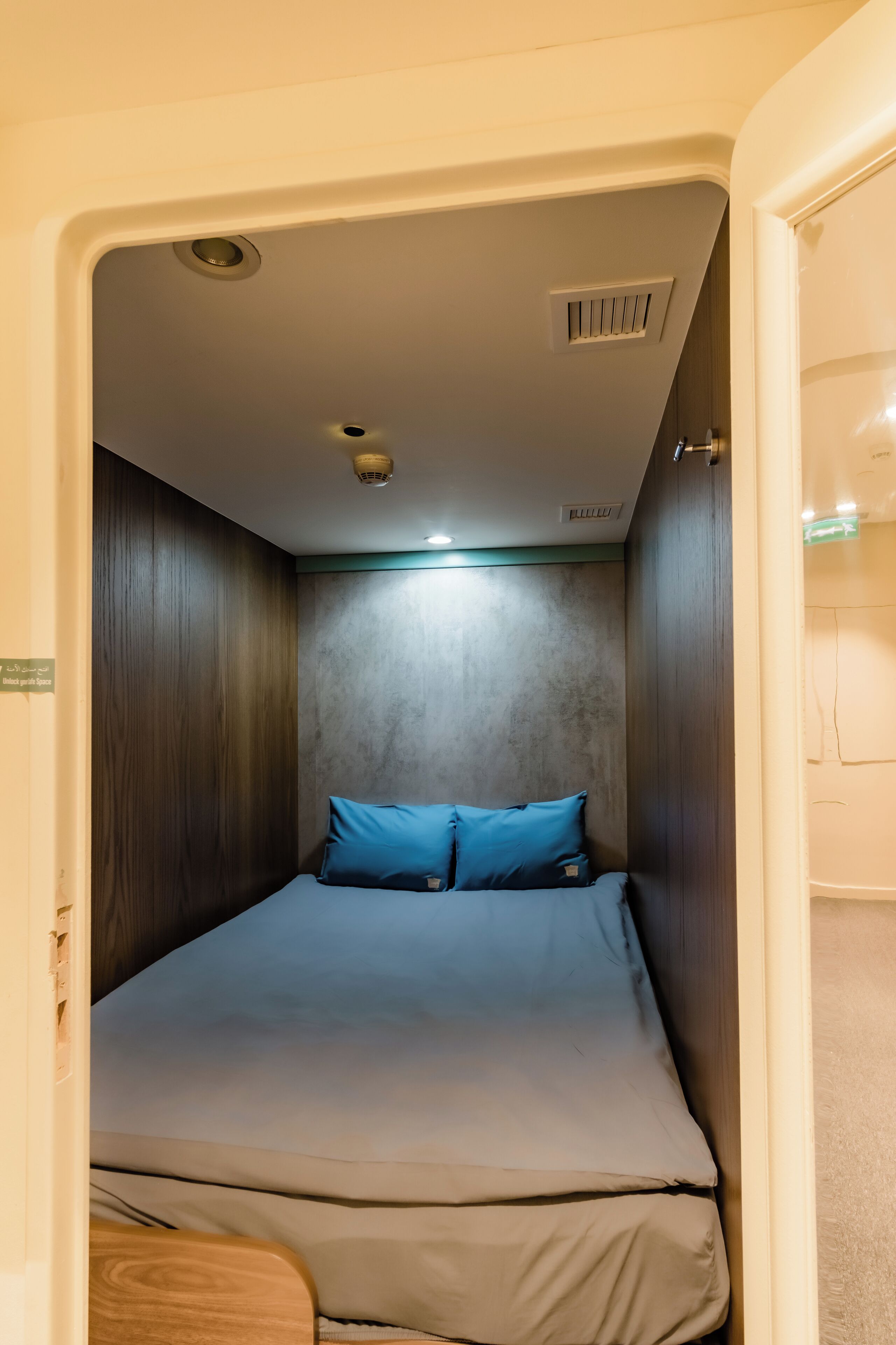 Wifi gratis y ropa de cama 