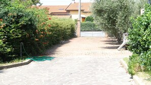 Property grounds - ..... SUPERCASONA PRATICA! (Sarzana)