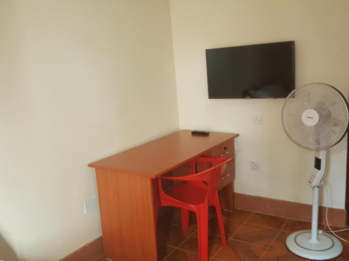 Standard Double Room | Television