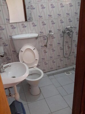 Ducha, cabezal de ducha tipo lluvia, artículos de tocador gratuitos