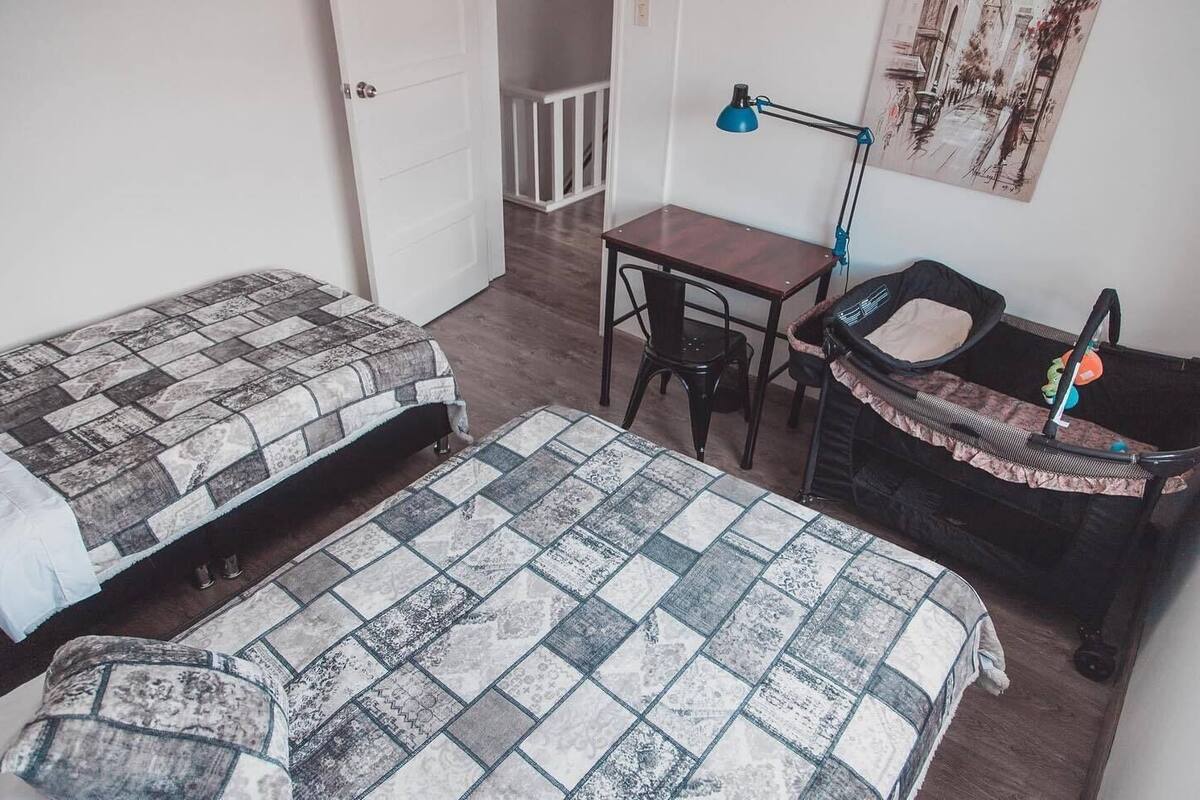 Wifi gratis y ropa de cama
