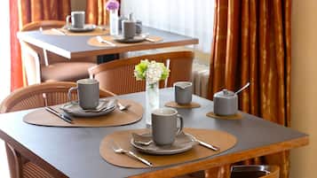 Phòng đơn phong cách cổ điển, phòng tắm riêng | Nhà hàng