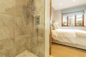 Hair dryer, towels - Red Stag Lodge, Little Massingham, Norfolk (Little Massingham)