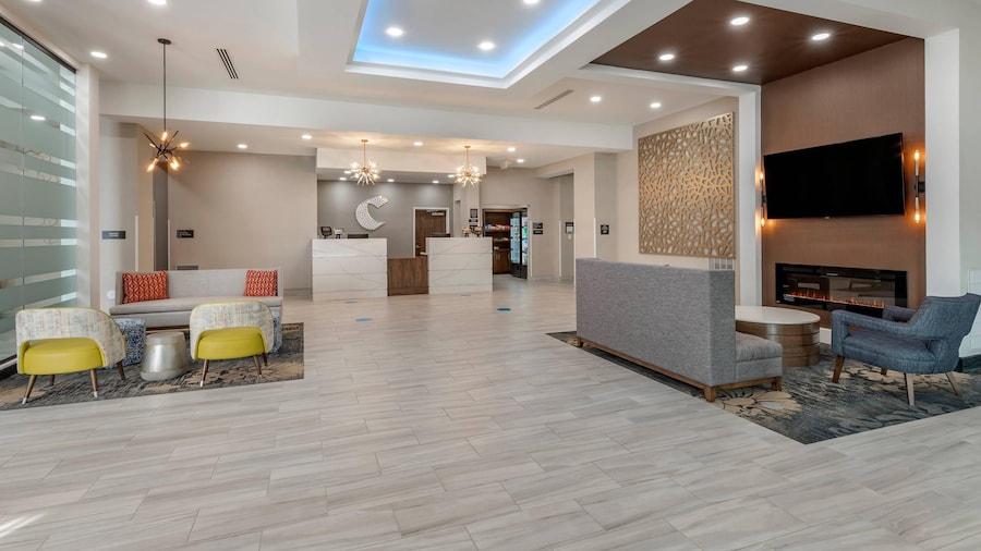 Comfort Suites Greenville Airport
