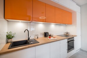 Apartment, 1 Schlafzimmer | Eigene Küche | Großer Kühlschrank, Ofen, Herdplatte, Geschirrspüler