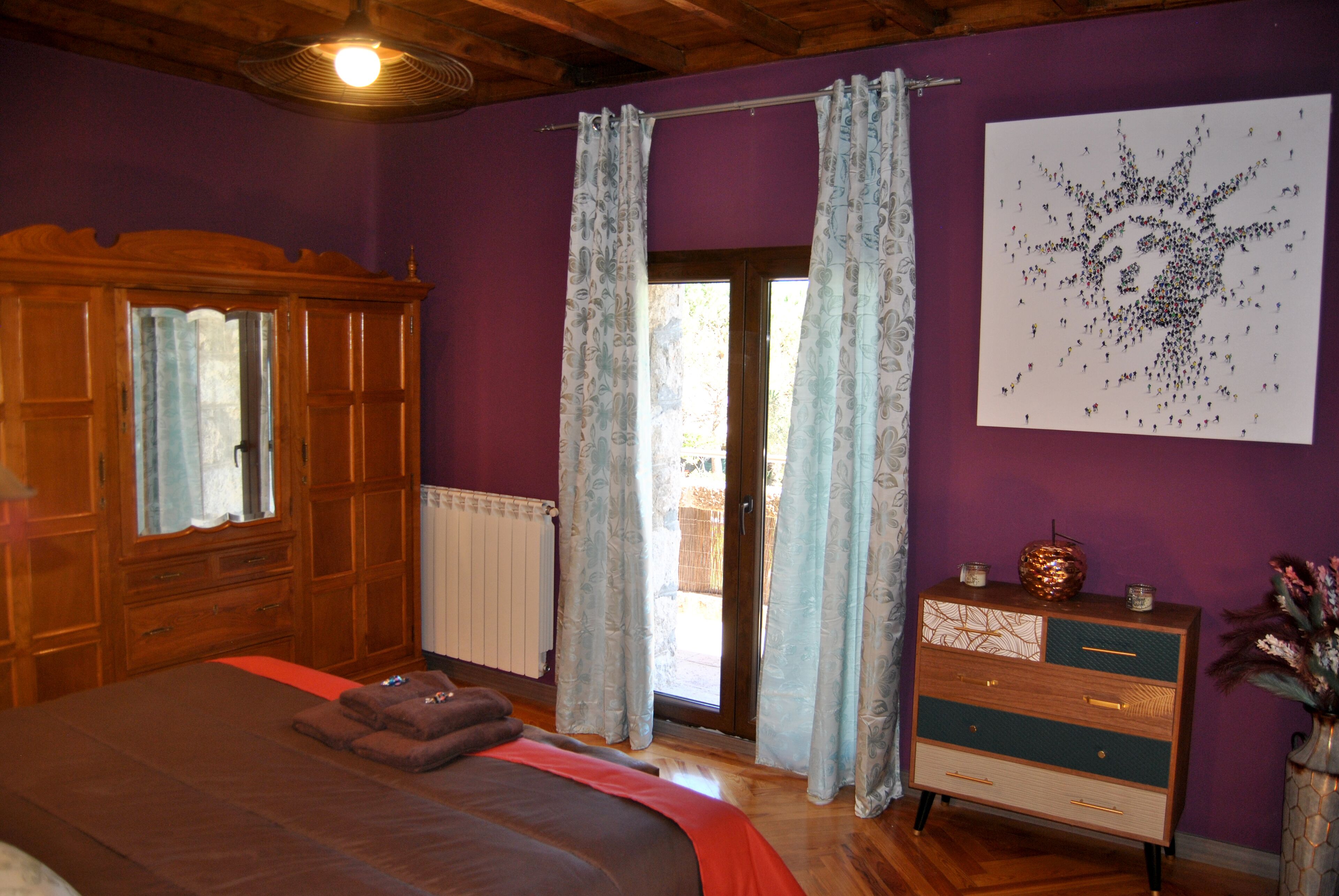 Villa Deluxe, acceso a la piscina (Adela) | Ropa de cama de alta calidad y edredones de plumas