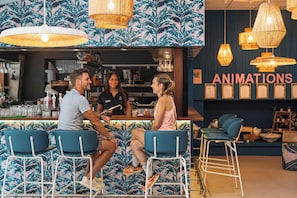 Bar (in der Unterkunft)