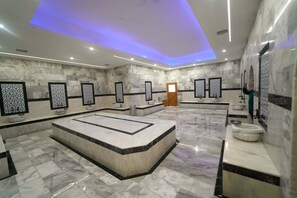 Couples treatment room(s), sauna, hot tub, steam room - Emin Koçak Thermal & Spa - Convention Center (Ürgüp)