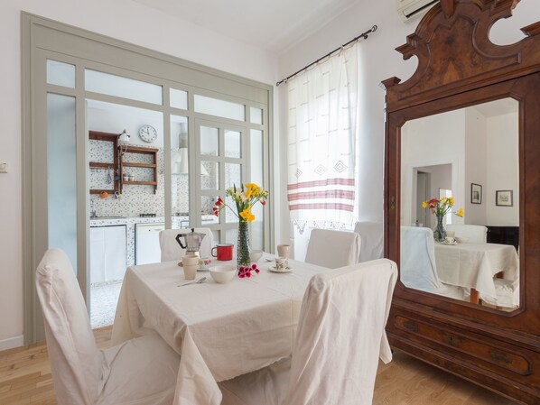 Apartment, 2 Bedrooms, Balcony | In-room dining - RSH Colosseo Enchanting Apartment (Rome)