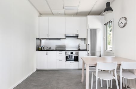 Cabin (Ombergstuga) | Private kitchen | Full-size fridge, microwave, stovetop, coffee/tea maker