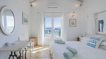 2 bedrooms, in-room safe, iron/ironing board, free WiFi