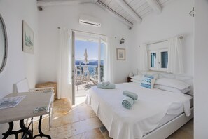 2 bedrooms, in-room safe, iron/ironing board, free WiFi - Pepe's Villa in Loustri on NE coast with private pool, WiFi, AirCon. Sleeps 4. (Corfu)